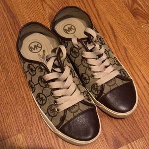 Micheal Kors sneakers